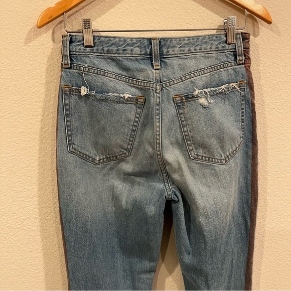 Abercrombie and Fitch Annie High Rise Girlfriend jeans blue w red stripe size 26 - Picture 11 of 13